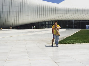 Андрей Малахов и его супруга посетили Центр Гейдара Алиева - ФОТО