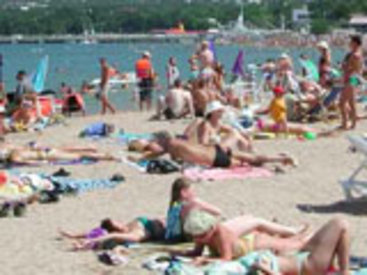 На пляже Мардакян утонул мужчина