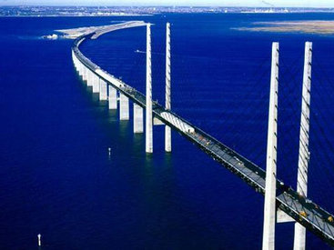 Два берега Каспия соединит морской мост