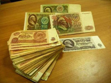 Прояснилась судьба "постсоветских" вкладов в Азербайджане - ОПРОС