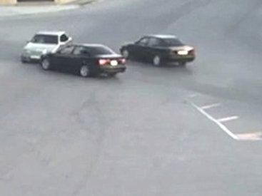 Bakıda sürücü yol polisinin gözü qarşısında qəza törətdi - VİDEO