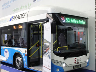 Жителей столицы пересадят на новые автобусы - ФОТО