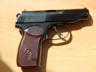 В Баку водитель Range Rover подвергся вооруженному ограблению