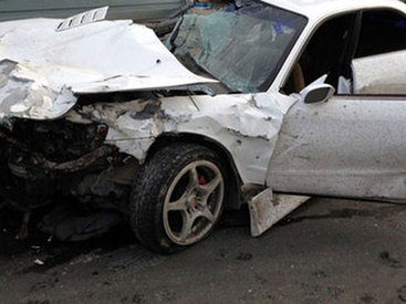 В бакинском поселке столкнулись KIA и Ford