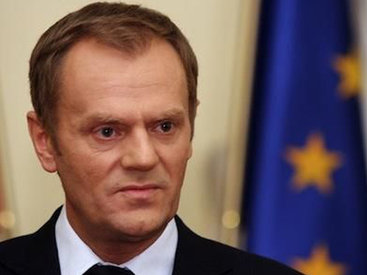 Donald Tusk müxalifətə yerini göstərdi