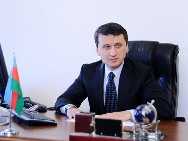 Пресс-секретарь Президента Азербайджана Азер Гасымов прокомментировал факт обращения Беларуси по поводу кредита