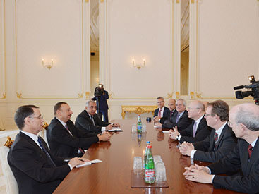 Президент Ильхам Алиев принял делегацию Commerzbank AG - ОБНОВЛЕНО - ФОТО