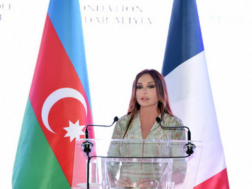 Мехрибан Алиева: "Французско-азербайджанские отношения стремительно развиваются во многих сферах" - ФОТО