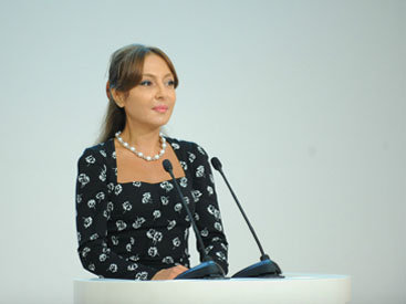 Ректор Бакинского филиала МГУ Наргиз Пашаева выступила в Москве на конференции, посвященной истории российской государственности