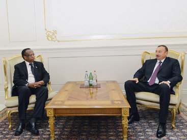 Президент Ильхам Алиев принял верительные грамоты послов ряда стран - ОБНОВЛЕНО - ФОТО