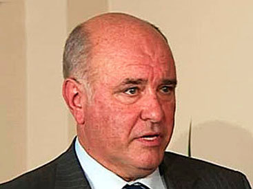 Karasin Azərbaycana gələcək