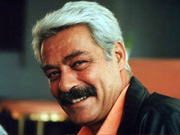 Kadir İnanır: "Bığlarımı kəsmək istəyirəm, amma buna icazə vermirlər"