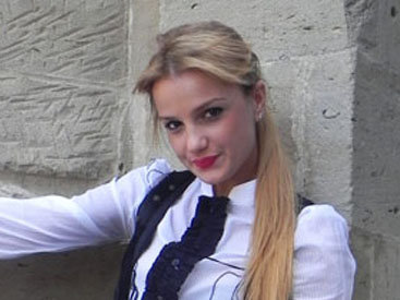 Азербайджанская телеведущая: "Я бы ему показала свою эротичность!"
