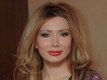Заслуженный деятель искусств Фахрия Халафова и победительница "Azəri Top Model" стали гостьями - Запись передачи