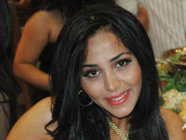 Чем привлекла внимание телеведущая Нане Агамалиева? - ФОТО