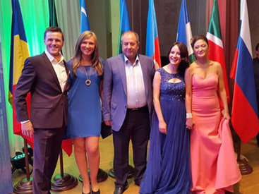 Азербайджанская вокалистка спела на презентации "Turkvision 2014" - ФОТО