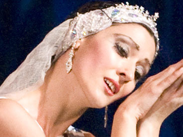 Балерина Камилла Гусейнова: "Мы можем удивить и самую искушенную публику"