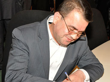 В Баку состоялась презентация собрания книг ученого-тюрколога Юнуса Огуза - ФОТО