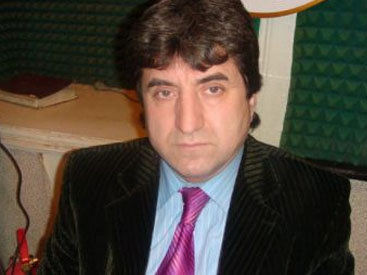 Интигам Керимов: "Айгюн Кязымова поет вживую, а вот Ройя…"