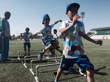 АФФА прививает детям интерес к спорту - ФОТО