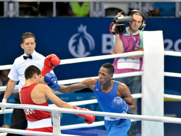 Азербайджанский боксер завоевал серебряную медаль Игр в Рио