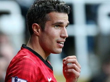 Ван Перси: ван Хойдонку нужно играть в гольф, а не критиковать меня