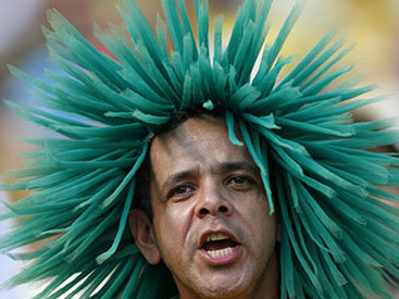 Sony готовится выпустить "умный парик" с камерой и GPS - ФОТО