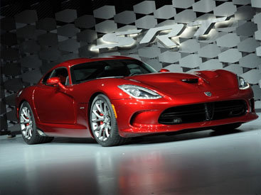 В Нью-Йорке представлено пятое поколение суперкара Viper - ФОТОСЕССИЯ