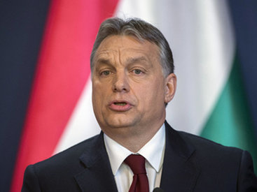 Венгерский премьер посоветовал беженцам уйти из Европы