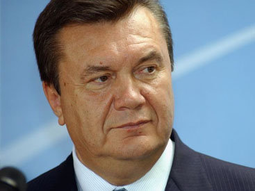 Янукович: "Украина продолжит работу в вопросах транспортировки каспийского газа"