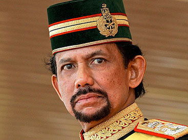 Султан Брунея узаконил порку и отрубание конечностей