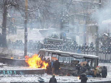 Растет число погибших в результате противостояния в центре Киева - ОБНОВЛЕНО - ВИДЕО - ФОТО