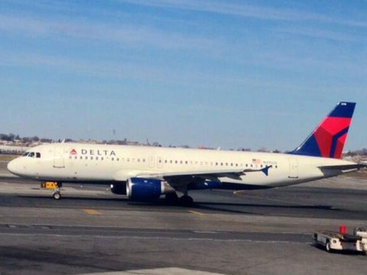 Самолет в США сел с открывшимся эвакуационным трапом