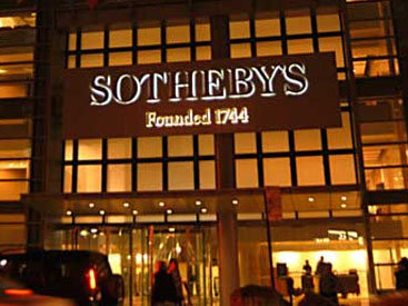 Rəssamlarımızın əsərləri “Sotheby’s” satış-sərgisində nümayiş olunur