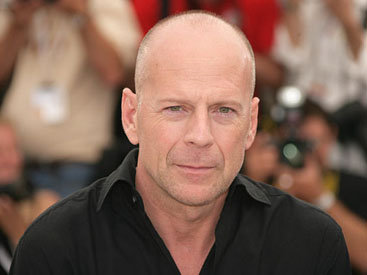 Жена тяжелобольного Брюса Уиллиса раскрыла первый симптом его недуга