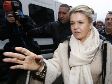 Жена Шумахера призвала оставить ее семью в покое