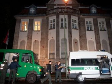 Разгромлено посольство Сирии в Берлине