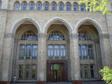 В азербайджанские библиотеки на работу будут принимать только специалистов