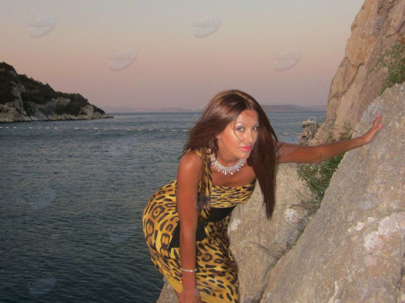 Модель Валида Аббасова о том, просыпалась ли она в чужой квартире рядом с незнакомцем - ФОТО