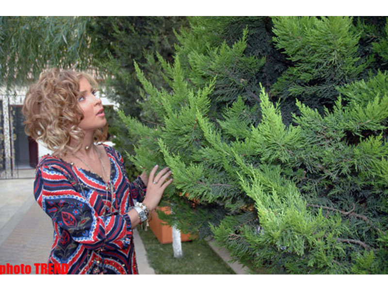 Певица Севда Яхъяева: "Пусть никто ничего другого не подумает" - ФОТО