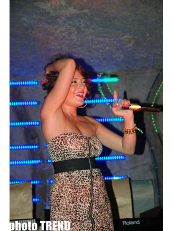 Популярная эстрадная певица Саида Султан: "Произнося это слово, я словно раскрепощаюсь" - ФОТО