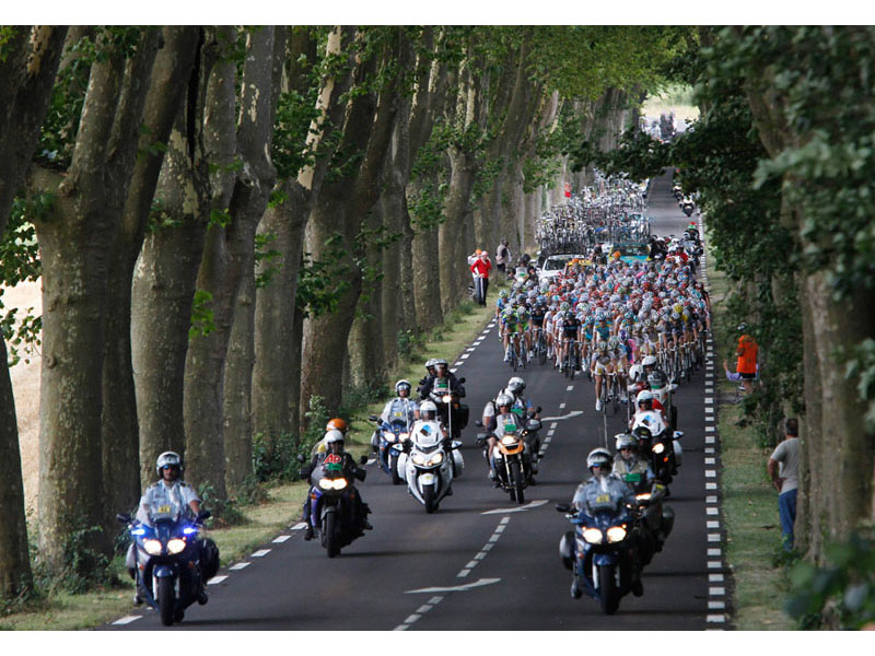 Гонки по дорогам ада: Tour De France 2010 - ФОТОСЕССИЯ - ЧАСТЬ 2