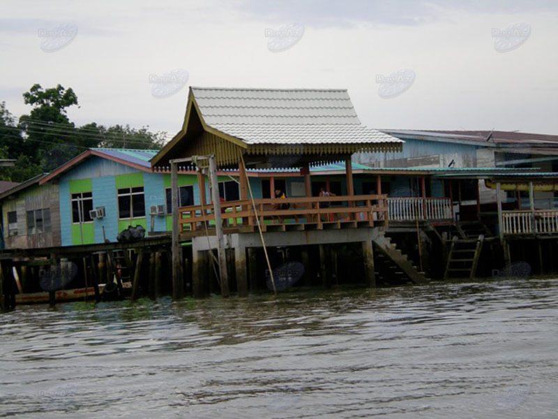 "Туристические записки": "Лодка по имени "Наташа": Бруней – жизнь на воде" - ФОТО