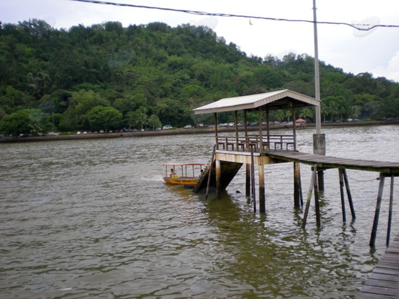 "Туристические записки": "Лодка по имени "Наташа": Бруней – жизнь на воде" - ФОТО