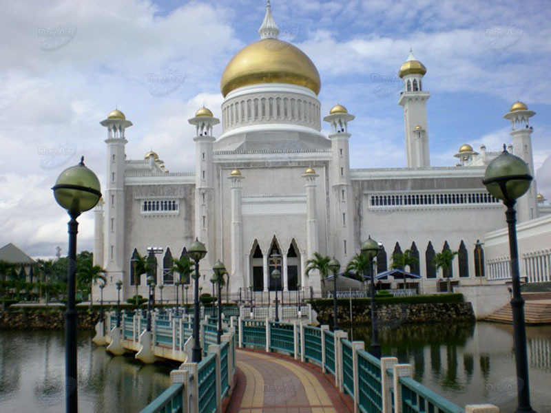 "Туристические записки": "Лодка по имени "Наташа": Бруней – жизнь на воде" - ФОТО