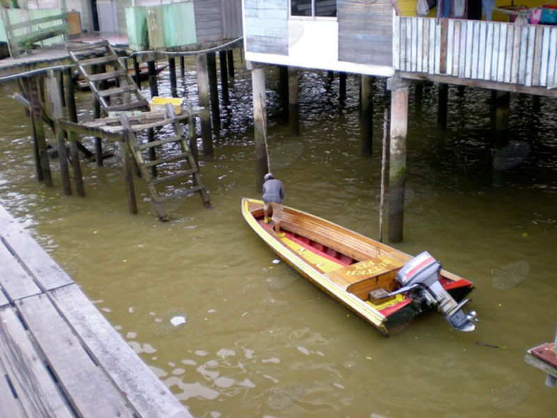 "Туристические записки": "Лодка по имени "Наташа": Бруней – жизнь на воде" - ФОТО