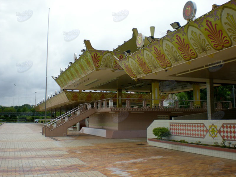 "Туристические записки": "Лодка по имени "Наташа": Бруней – жизнь на воде" - ФОТО