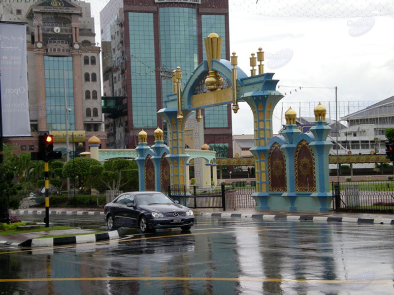 "Туристические записки": "Лодка по имени "Наташа": Бруней – жизнь на воде" - ФОТО