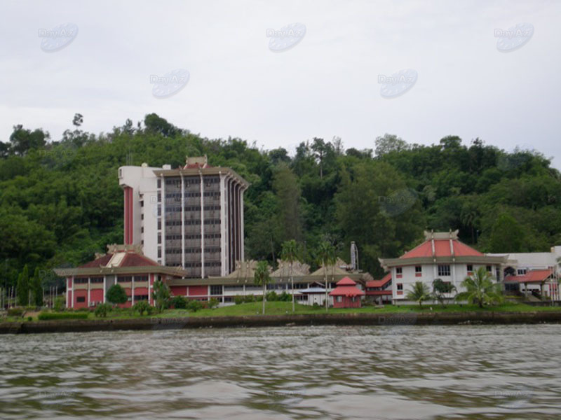 "Туристические записки": "Лодка по имени "Наташа": Бруней – жизнь на воде" - ФОТО