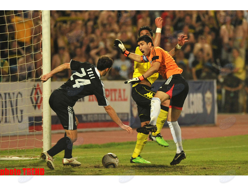 Ответный футбольный матч раунда плей-офф Лиги Европы "Карабах" - "Боруссия" - ФОТОСЕССИЯ